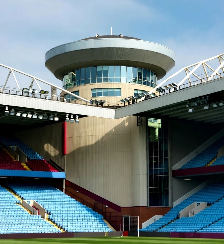 Aston Villa Hospitality: guida completa background image