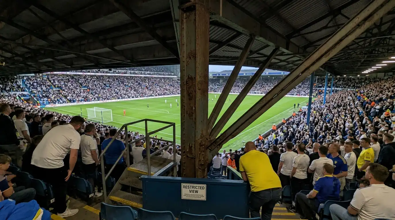 Il peggior posto dove sedersi a Elland Road background image